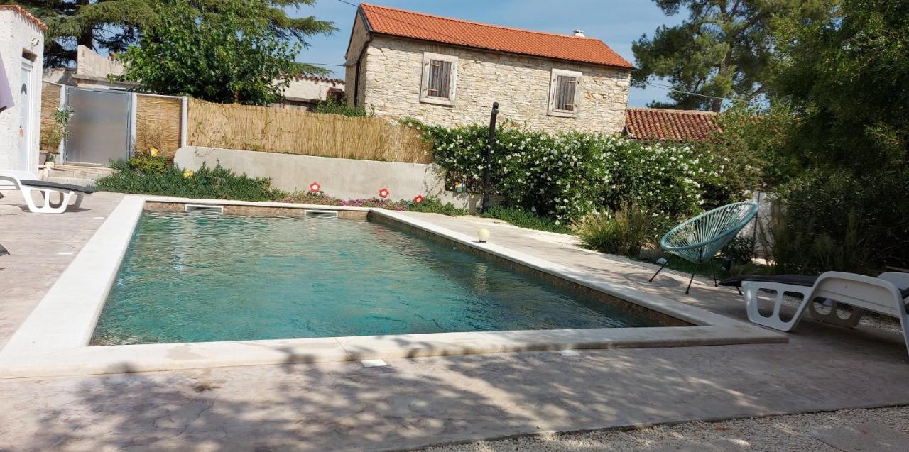 Eti And Mia Holiday Apartments Muntić Extérieur photo