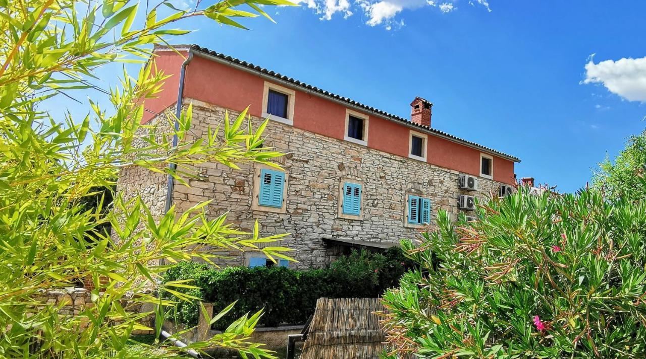 Eti And Mia Holiday Apartments Muntić Extérieur photo