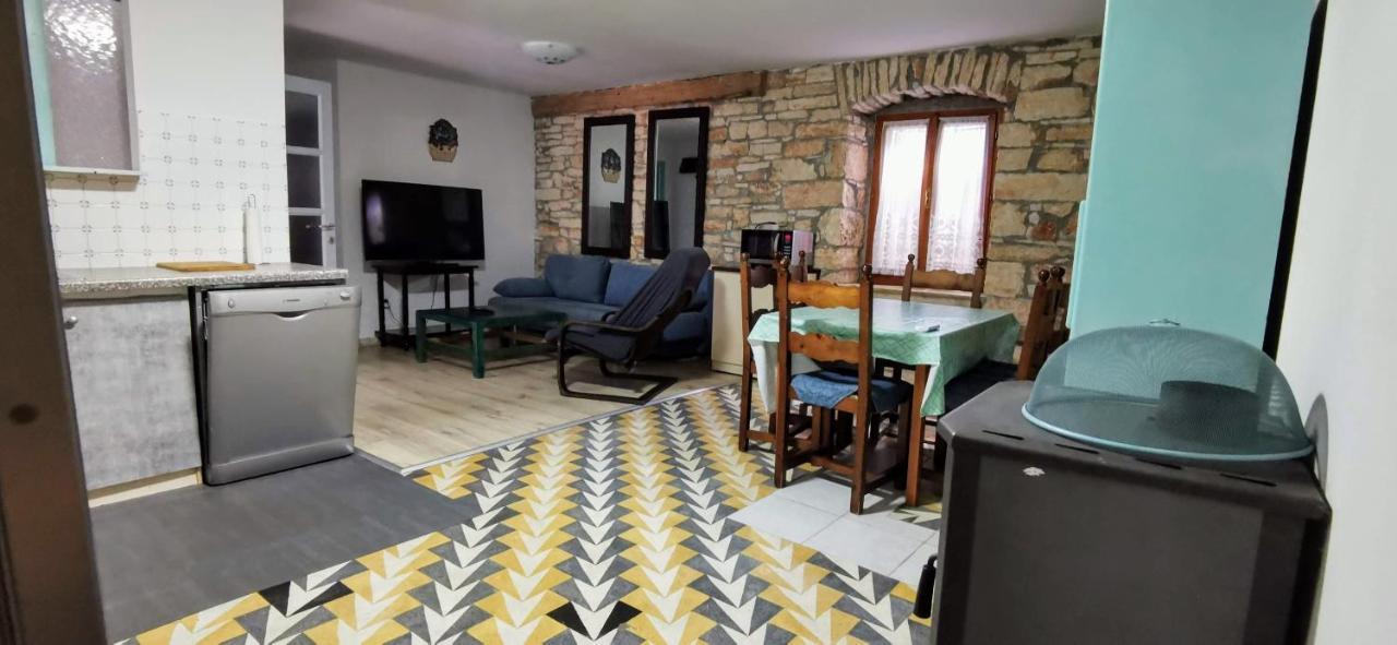Eti And Mia Holiday Apartments Muntić Extérieur photo